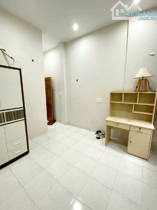 NHÀ ĐẸP 4 TẦNG 49M-HẺM 4M-AN DƯƠNG VƯƠNG-GIÁ 6 TỶ - 7