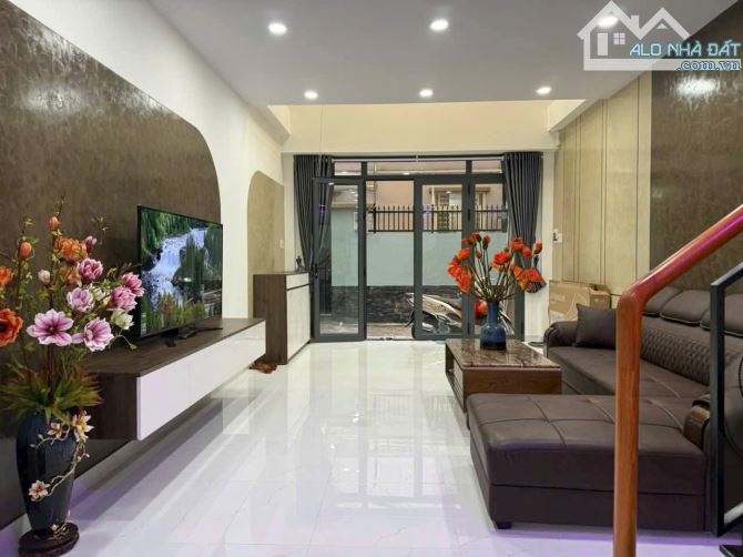 🏡Nhà Hẻm Xe Hơi💎Quang Trung Phường 10💎4X10M 4 Lầu 3PN--3WC💵7,2 Tỷ - 7