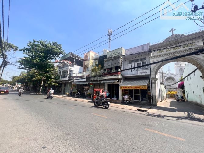 Toà văn phòng 4 tầng, 190m² mặt tiền gần 6m, hẻm 6m đường Thống Nhất Gò Vấp, có hầm, 14 tỷ - 7