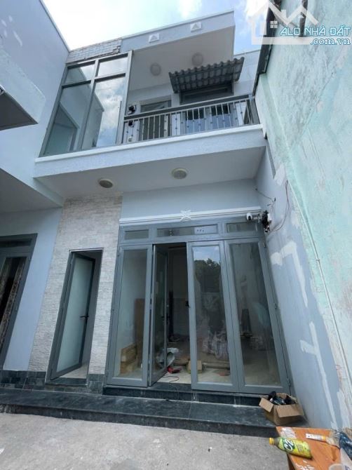 CHDV 9 PHÒNG + MẶT BẰNG CHO THUÊ - DT 300M² - DƯƠNG ĐÌNH HỘI, TNP B - 7