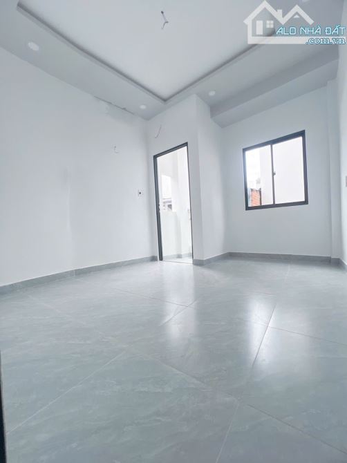 BÁN NHÀ QUẬN 4 MỚI 2 TẤM 2 MẶT TIỀN HẺM GIÁ 3 TỈ 5 SỔ RIÊNG PHÁP LÍ CHUẨN GIÁP Q1 - 7