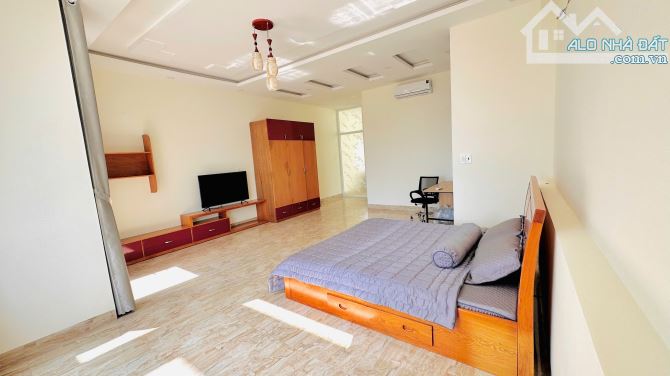 NHÀ 4 MÊ MẶT TIỀN ĐƯỜNG ĐẶNG THUỲ TRÂM GẦN NGÃ 3 LÊ DUẨN - Loctran - 8