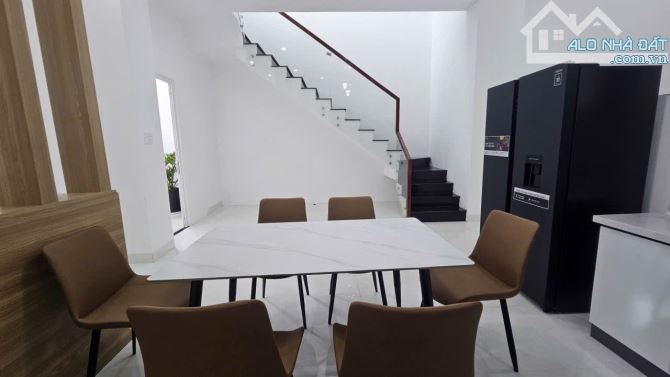 NHÀ MÊ MẶT TIỀN ĐƯỜNG NGUYỄN PHÚC CHU - KHU TÁI ĐỊNH CƯ THÀNH NHẤT - Loctran - 8