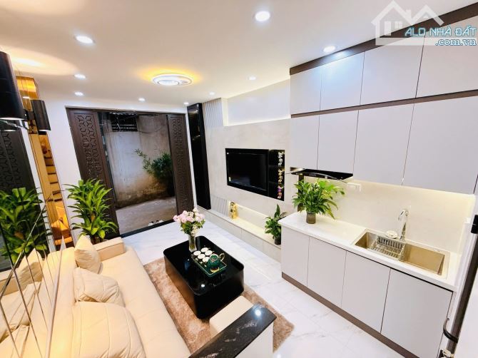 🔥CÓ 102🚗 NGUYỄN TRÃI – 25M² – 4 TẦNG – 3PN – Ô TÔ ĐỖ CỬA 🔥– GIÁ CHỈ 5.15 TỶ 🔥 - 8