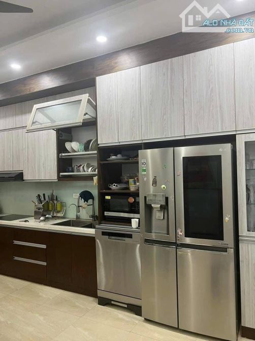 Phân Lô quân đội 918 Sân golf Long Biên, 4 tầng dân xây, Vỉa hè oto tránh dt 65m2 mt 4.2m - 8