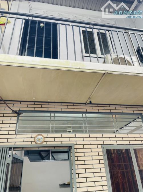 Bán nhà hẻm 3 gác thẳng 1 trục Trần Phú Q.5 : 24m2 - 3,5m x 7,5m - 8