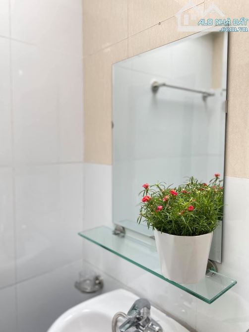 Bán nhà Phố Mỹ Đình, 60m2, 6 tầng, mặt tiền 5.6m, 15 phòng, dòng tiền 60 triệu, nhỉnh13 tỷ - 9