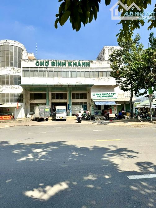 Bán Nhà 1 Hầm + 4 Tầng Mặt tiền khu VIP An Khánh Q2 DT: 80m2 Giá 21.3 Tỷ - 9