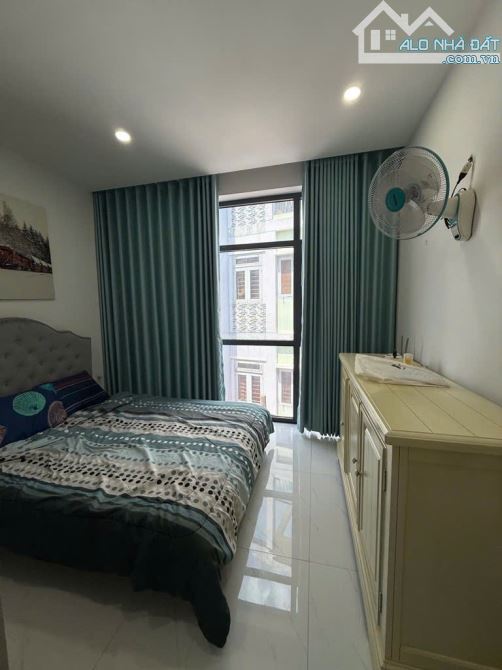 🏠 NHÀ NỞ HẬU CHỮ L - 3 TẦNG - HẺM 3 GÁC THÔNG Q4 - 9