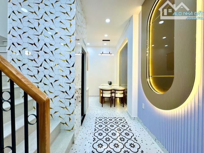 🔥 PHÚ NHUẬN, HUỲNH VĂN BÁNH, 27m2, 2 TẦNG, 2 PN, 2 WC. GIÁ: 5,25 Tỷ🔥 - 9
