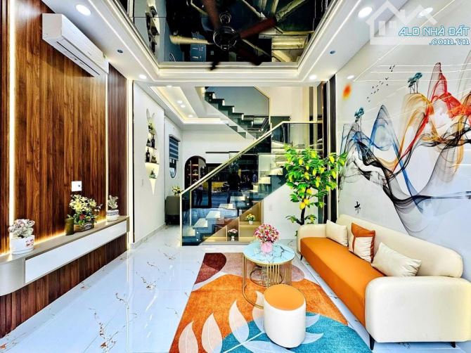 Nhà mặt tiền quận Gò Vấp 42m2 giá 6 tỷ 280 đường 10m kinh doanh đa ngành đường số 8 P11 - 9