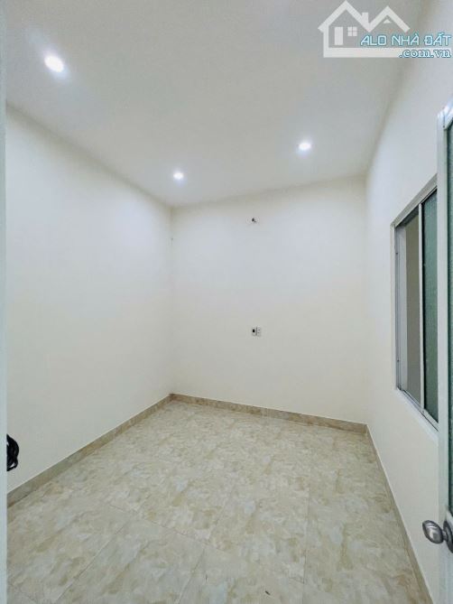 NHÀ 2 TẦNG SAU LƯNG MẶT TIỀN HÙNG VƯƠNG – KIỆT 3M – GIÁ 3 TỶ XX - 9