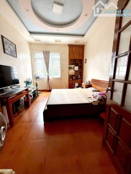 Bán nhà 4 tầng, mặt ngõ lửa hồng- ngõ to thông thương kinh doanh sầm uất- trần nguyên hãn- - 9