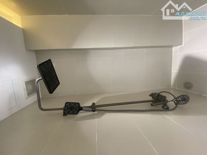 NHÀ ĐẸP TÂN BÌNH HẺM XE TẢI - 4 TẦNG - HƠN 60M2 - FULL NỘI THẤT - 9
