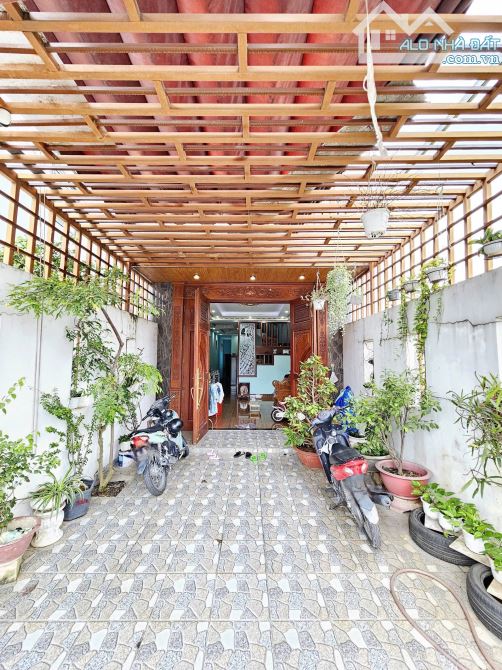 Bán gấp nhà lầu khu làng gỗ tân hoà đẹp xịn xò giá tốt biên hoà giá tốt quá rẻ luôn
