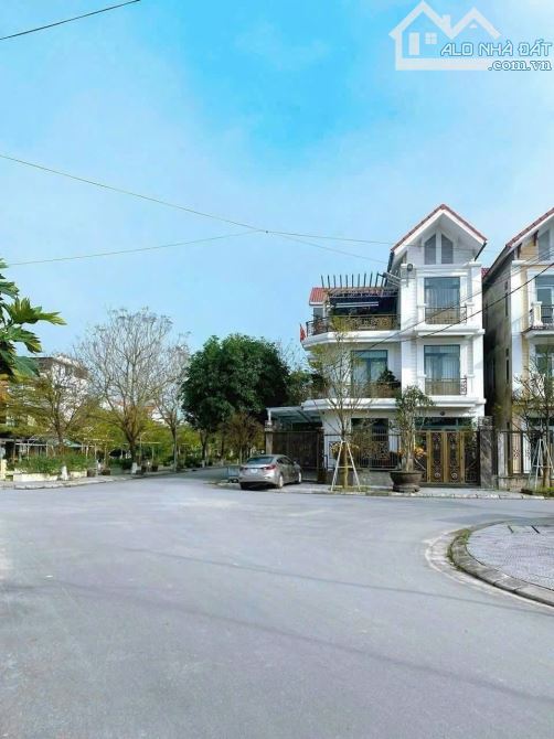 ĐẤT KQH ĐÔNG NAM THỦY AN VIEW CÔNG VIÊN, TP HUẾ  -Vị trí: Cách Aeon Mall 1km