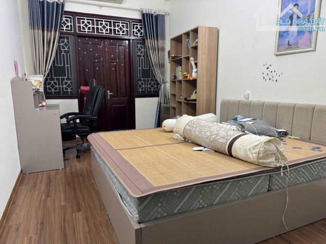 25M RA MẶT PHỐ - DỊCH VỌNG - CẦU GIẤY - LÔ GÓC 65M2 - 4 TẦNG 1 TUM - Ở HOẶC VP CÔNG TY - 10