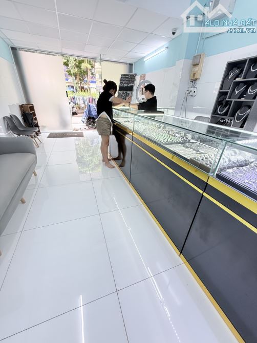 🏙️ MẶT TIỀN VÀNG chợ AN ĐÔNG, Q.5 ngang khủng 8m giá 2️⃣8️⃣.5️⃣tỷ còn TL! - 3