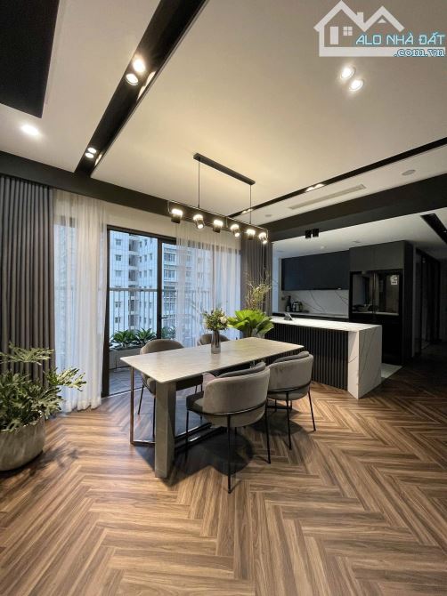BÁN CHUNG CƯ VIP2, BAN CƠ YẾU CP – 47 LÊ VĂN LƯƠNG, THANH XUÂN.135M2 – 3PN.11,3 TỶ