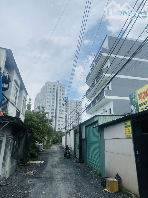 đất thổ cư hẻm cầu rạch gia Đường Vườn lài Phường An Phú Đông Quận 12, DT 229m² (19x13)giá
