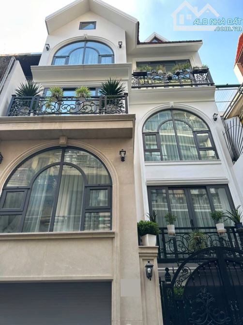 HẠ GIÁ BÁN NHÀ MẶT PHỐ CỔ HÀNG BÚN - 125M2 - 10M MẶT TIỀN- VỈA HÈ - Ô TÔ TRÁN - KINH DOANH
