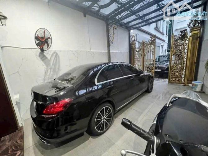 Bán nhà Trần Đăng Ninh, Cầu Giấy, 60m2, ô tô, phân lô, kinh doanh, 22 tỷ