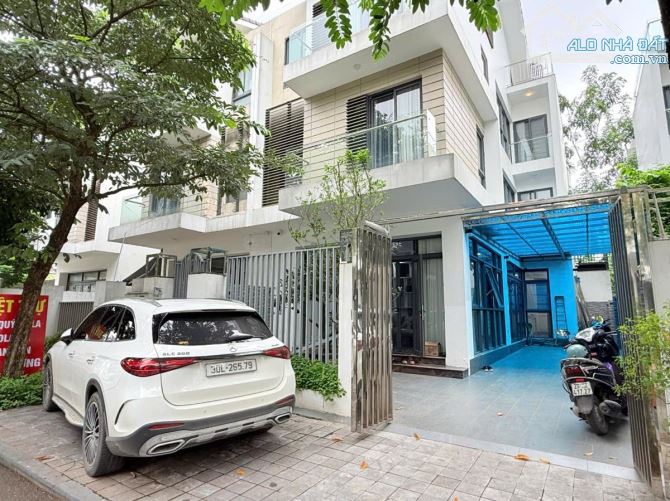 +DƯƠNG NỘI HĐ- SIÊU BIỆT THỰ SONG LẬP - 4 TẦNG THANG MÁY -3 THOÁNG SÁNG RỰC Rỡ- 195m/4T/9m