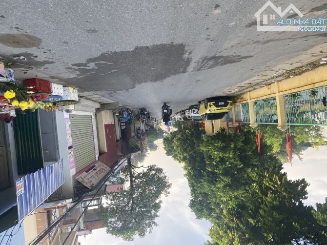 TRỤC CHÍNH KINH DOANH,VIEW THÀNH PHỐ THÔNG MINH,ĐƯỜNG Ô TÔ TRÁNH NHAU
