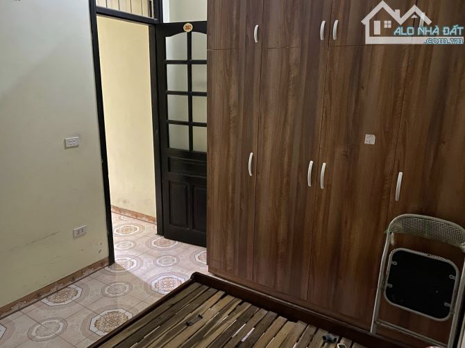 CHO THUÊ NHÀ 3 TẦNG – 4 PHÒNG NGỦ – HOÀN KIẾM