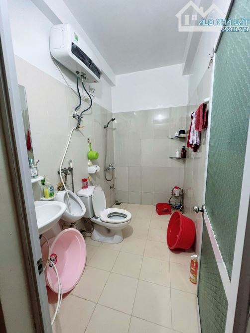 Spcc 🏡 BÁN NHÀ TẠI NGÕ /311 ĐẰNG HẢI-HẢI AN  📍 Vị trí đẹp: – Nhà 3 tầng độc lập gồm 3 ph