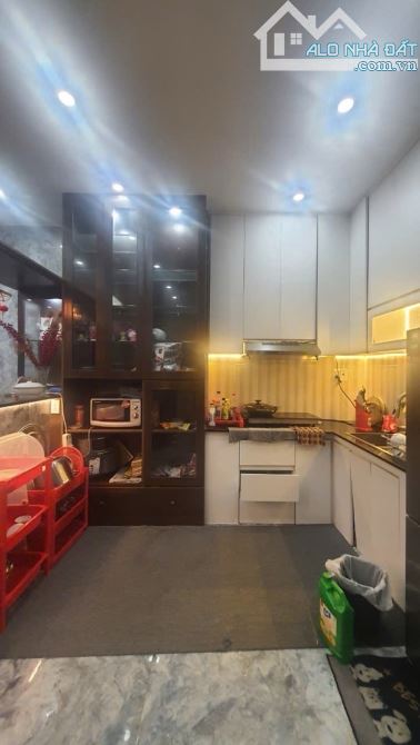 NGỘP BANK CẦN BÁN GẤP- ĐỐI DIỆN TRƯỜNG CAO ĐẲNG ĐIỆN LỰC- 7x14- GIÁ 4,9 TỶ