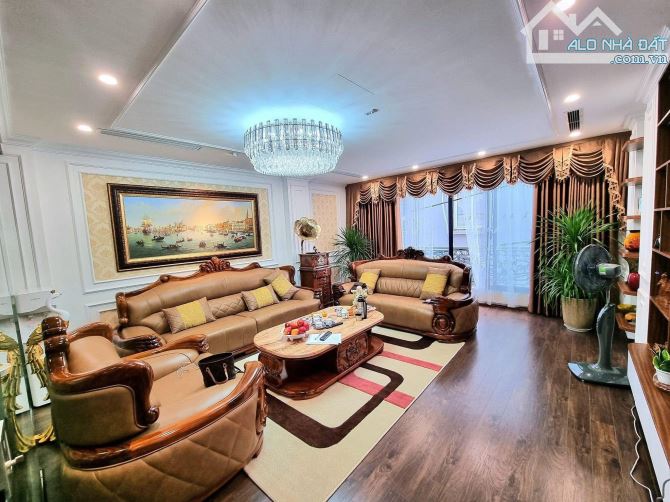 Siêu Phẩm Ba Đình, Đội Cấn, Ô Tô Tránh, Vỉa Hè, Kinh Doanh, DT 65M2, MT 4.5M, 24.5 Tỷ