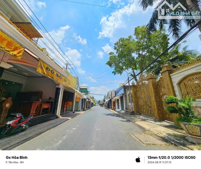 Bán nhà góc 2 mặt tiền 1 trệt 1 lầu 1 tum p. Tân Hoà
