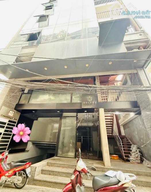 TOÀ VP 11 TẦNG MẶT PHỐ LA THÀNH - VỊ TRÍ ĐẮC ĐỊA TT ĐỐNG ĐA - DÒNG TIỀN 200tr/tháng