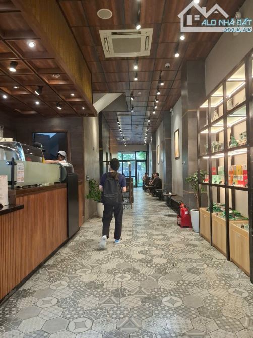 BÁN NHÀ MẶT PHỐ TRẦN ĐẠI NGHĨA 101m2, GIÁ NHỈNH 100 TỶ..
