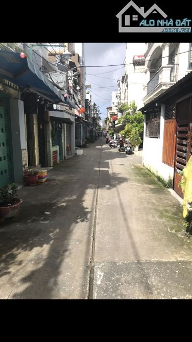 Bán nhà quận 6 - Nhà nở hậu - Hai mặt hẻm xe hơi đổ cửa - Lô góc 5,7 tỷ