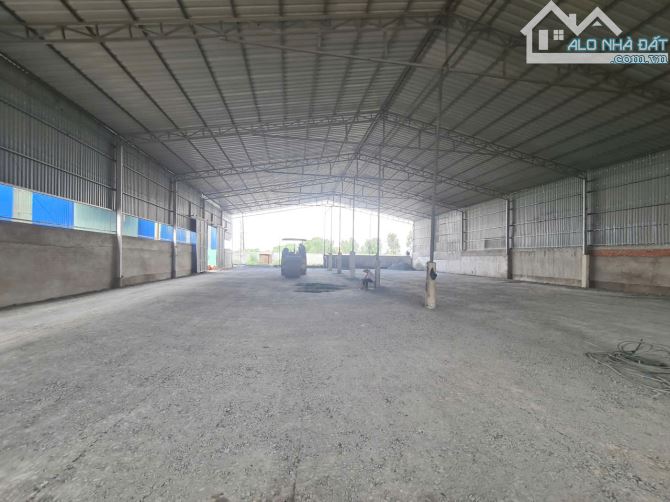 CHO THUÊ XƯỞNG ĐẶC THÙ 1.800m² TẠI ĐỨC HÒA, LONG AN, GIÁ CỰC TỐT CHỈ 55K/m²