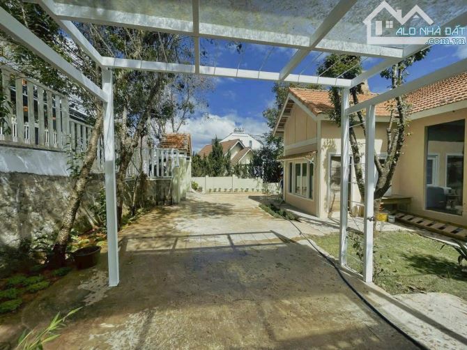 Giảm 6 tỷ bán nhanh nhà sân vườn 400m2 đường Hùng Vương-Đà Lạt