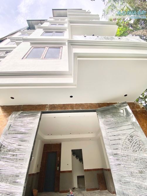 Giá 7.x tỷ- Bán Ccmn Nam Từ Liêm 7 tầng TM, oto đỗ cửa, vừa ở vừa cho thuê DT cao