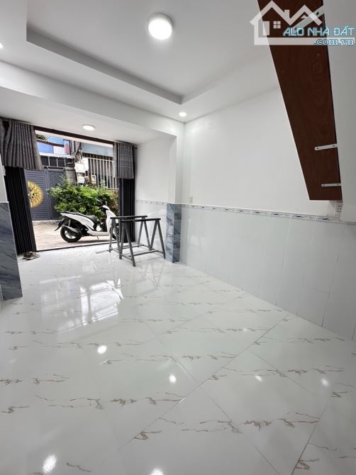 CHỢ BÌNH THÀNH Q BÌNH TÂN HẺM 6M 3 TẦNG 4X20 80M² GIÁ 3,44TỎI