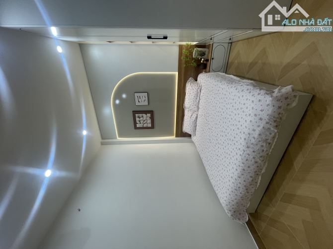 NHÀ 3 TẦNG FULL NỘI THẤT – NGAY TRUNG TÂM ĐÀ NẴNG!