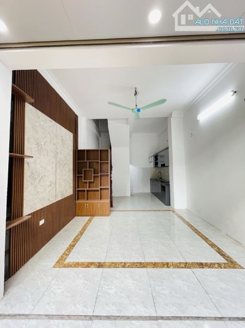 BÁN NHÀ ĐƯỜNG PHÚC ĐỒNG 33M2, 4 TẦNG, Ô TÔ ĐỖ CỬA, LÔ GÓC THOÁNG, 6.25 TỶ