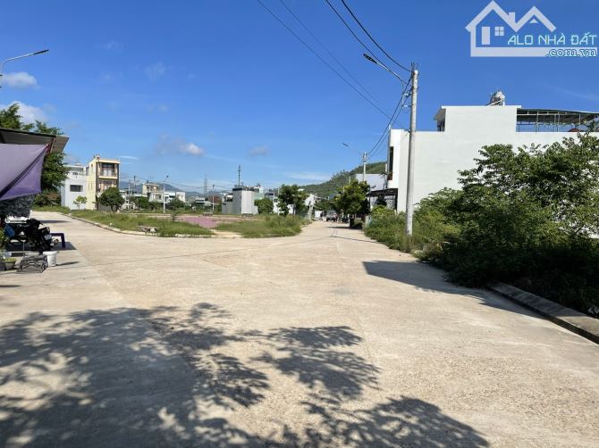 Cần bán lô đất 98m2 tại Thôn Vân Hội 2, Thị trấn Diêu Trì, Tuy Phước, Bình Định