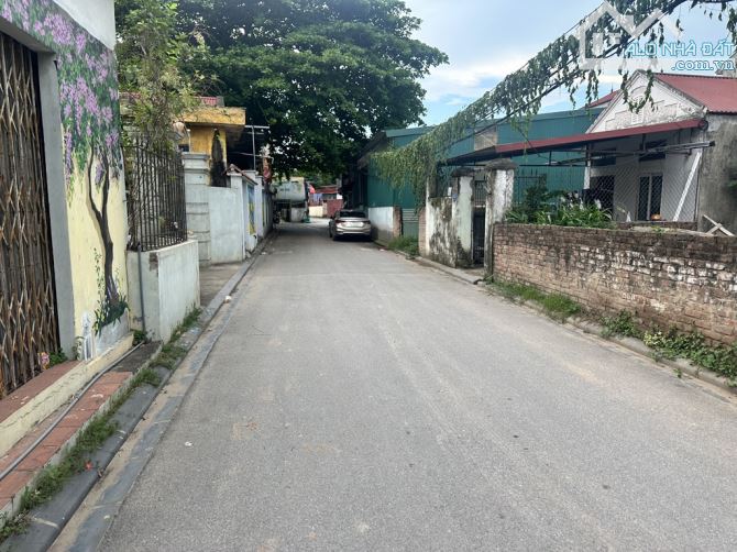 🌟Đất Lô Góc ô Tô đỗ Cự Khối Long Biên - Ở Đầu Tư Xây Nhà Cực Đẹp 61m MT 5m- Vuông Vắn