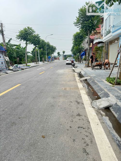 BÁN ĐẤT TẶNG NHÀ 3 TẦNG ĐẶNG VŨ HỶ THANH AM LONG BIÊN 72M GIÁ CHỈ NHỈNH 7 TỶ