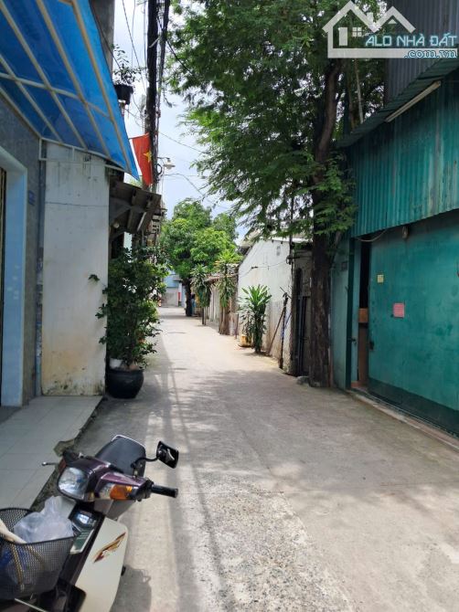 Cho thuê nhà nguyên căn đường Trường Chinh phường 15 quận Tân Bình 2PN giá 8 triệu