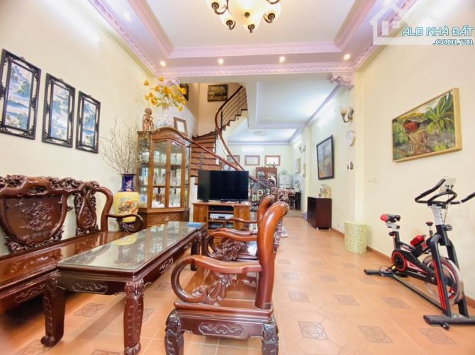 NGÕ Ô TÔ -  THÔNG HẠ ĐÌNH - KHƯƠNG ĐÌNH - NHÀ DÂN XÂY 2 THOÁNG - TIỆN ÍCH ĐỦ ĐẦY