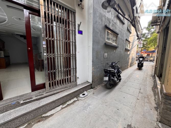 Bán nhà Tân Triều, Thanh Trì, một nhà ra ô tô, 31m2, 7.15 tỷ(CTL)