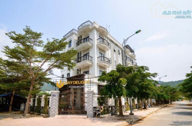 Khách sạn trung tâm Thành phố Nha Trang - gần view biển