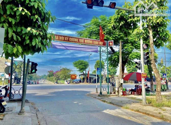KIỆT NGUYỄN HIỀN – TT TỨ HẠ - Cạnh dự Hương Văn- Tứ Hạ